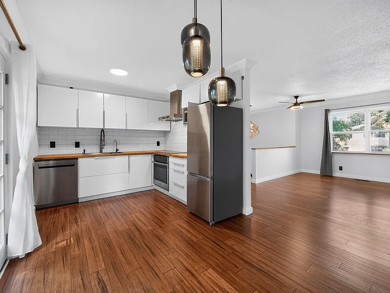3906 Pickett Dr SW — Photo 5