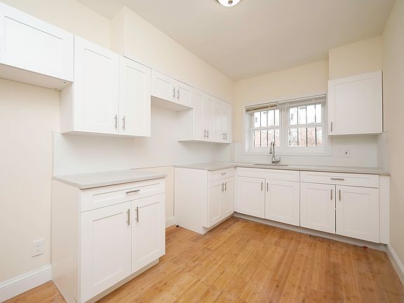 2nd image of 1047 E 232nd St #1