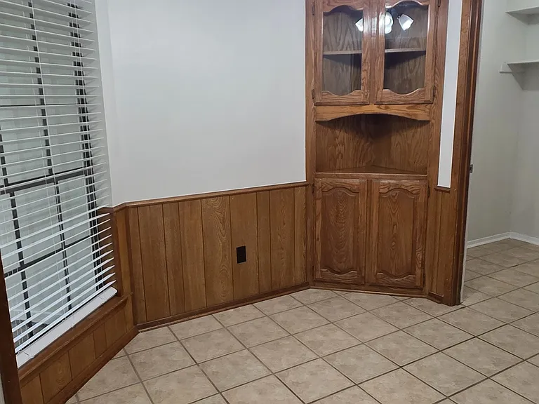 breakfast with ceiling fan, ceramic tile with a built in