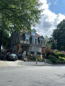 76 Adelaide Ave, Providence, RI, 02907