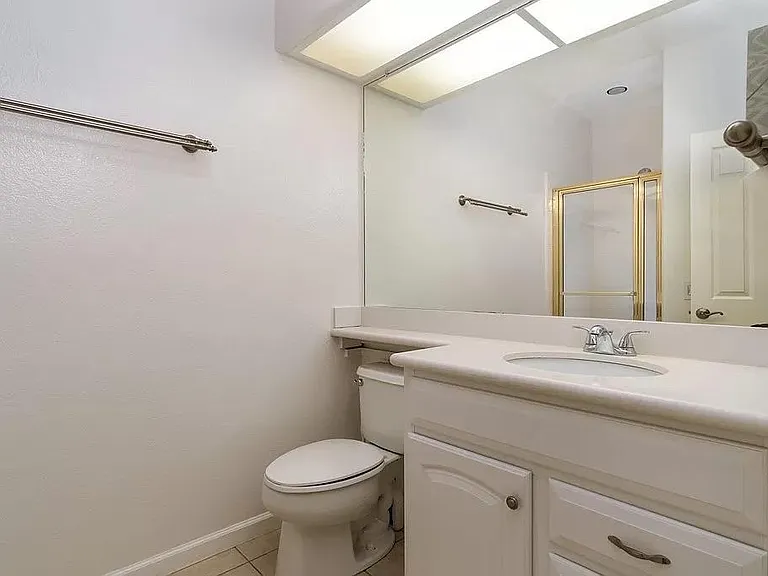 24939 Shoshone Dr — Photo 8