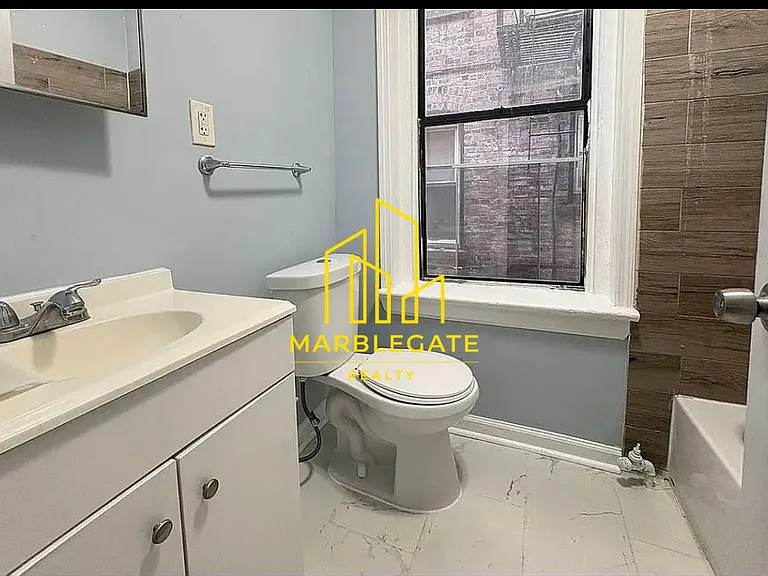 75 Carnegie Ave #100 — Photo 4