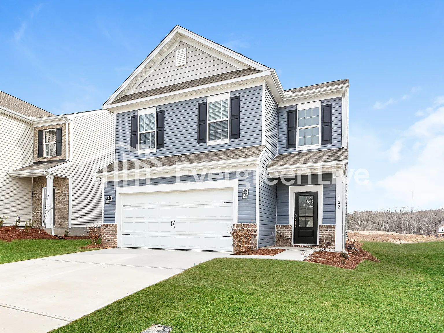 4 bed, 2.5 bath, 2169 sqft, $1,870 — Photo 3