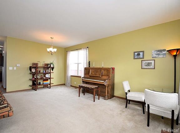 4th image of 11685 Leland Ln