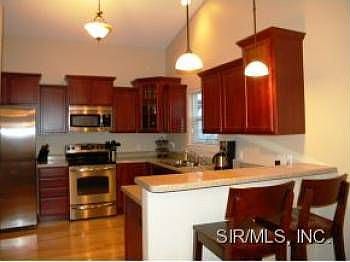 4th image of 625 Joseph Dr