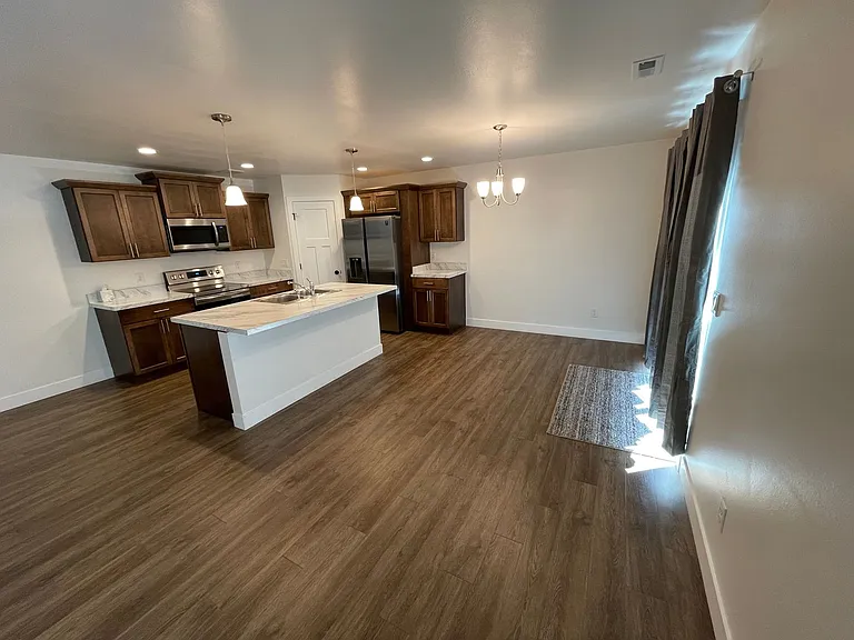 1026 Yellowstone Ave #2 — Photo 2