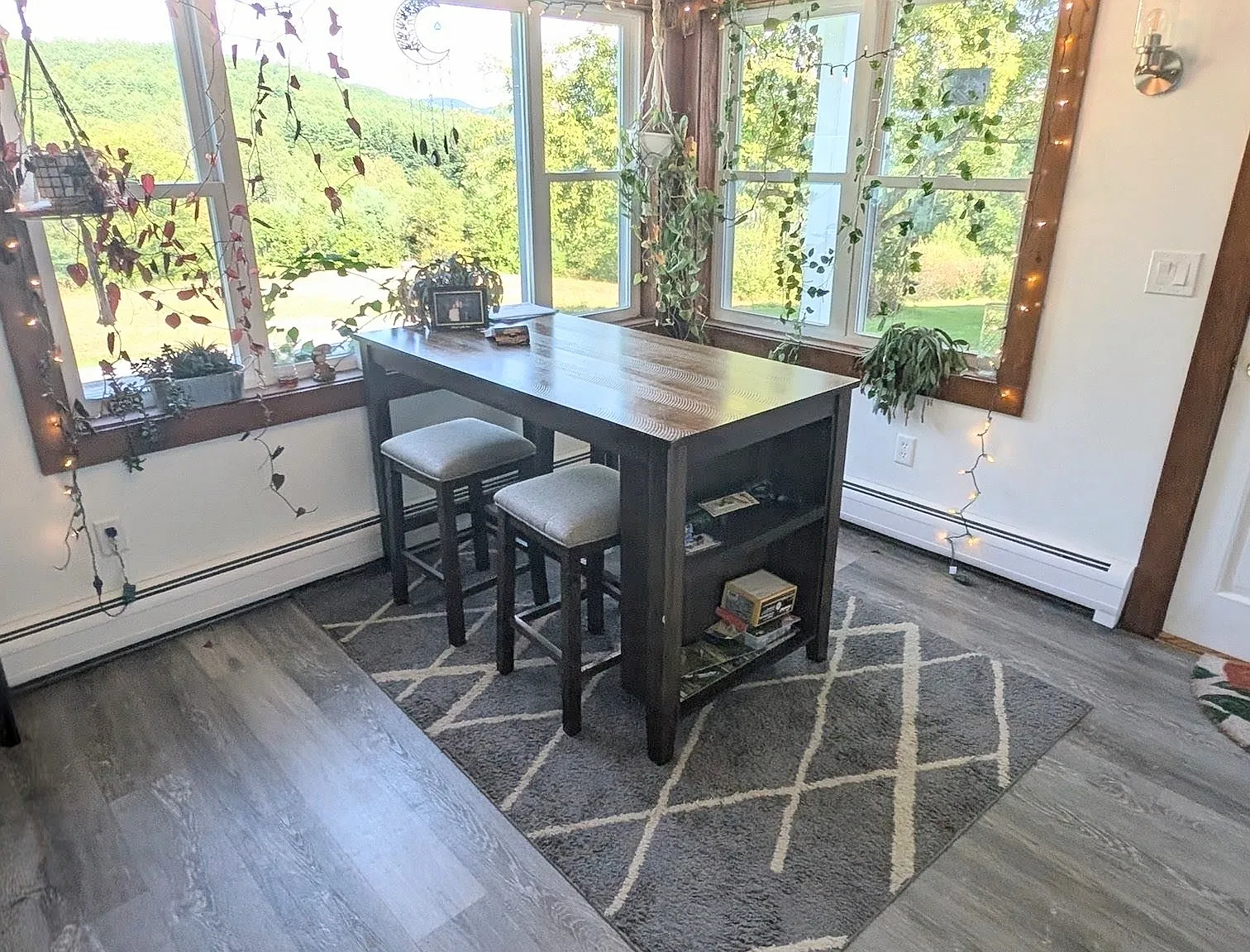 3 bed, 2.5 bath, 1400 sqft, $2,500 — Photo 4