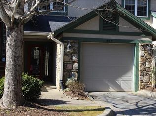 73 Ridgetop Cir, Brevard, NC 28712