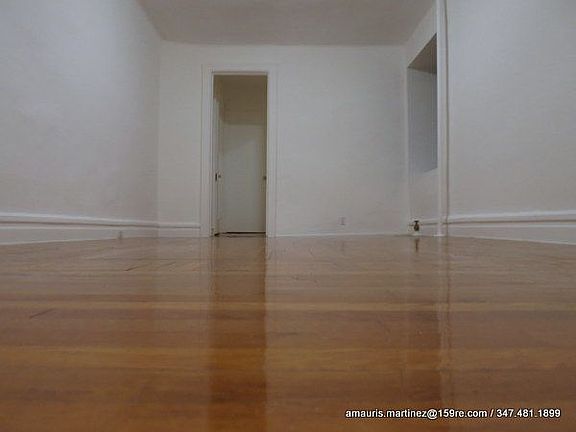 3rd image of 41 Park Ter W APT D3