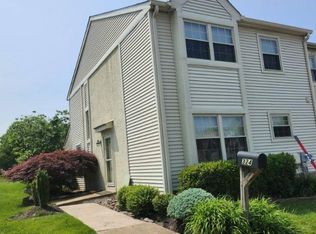 324 Wayne Ct, Holland, PA 18966