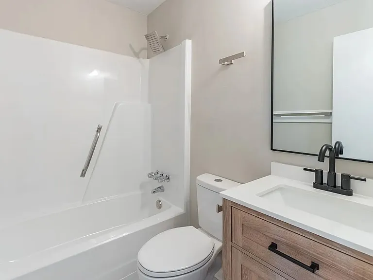 7305 Patterson Rd — Photo 8