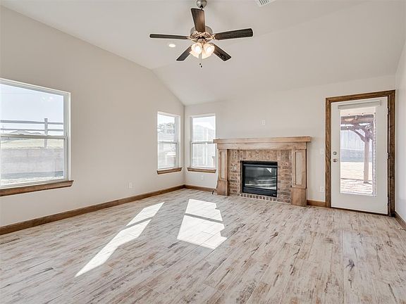 5th image of 3000 Montane Dr