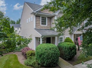 18457 Streamline Ct, Cornelius, NC 28031