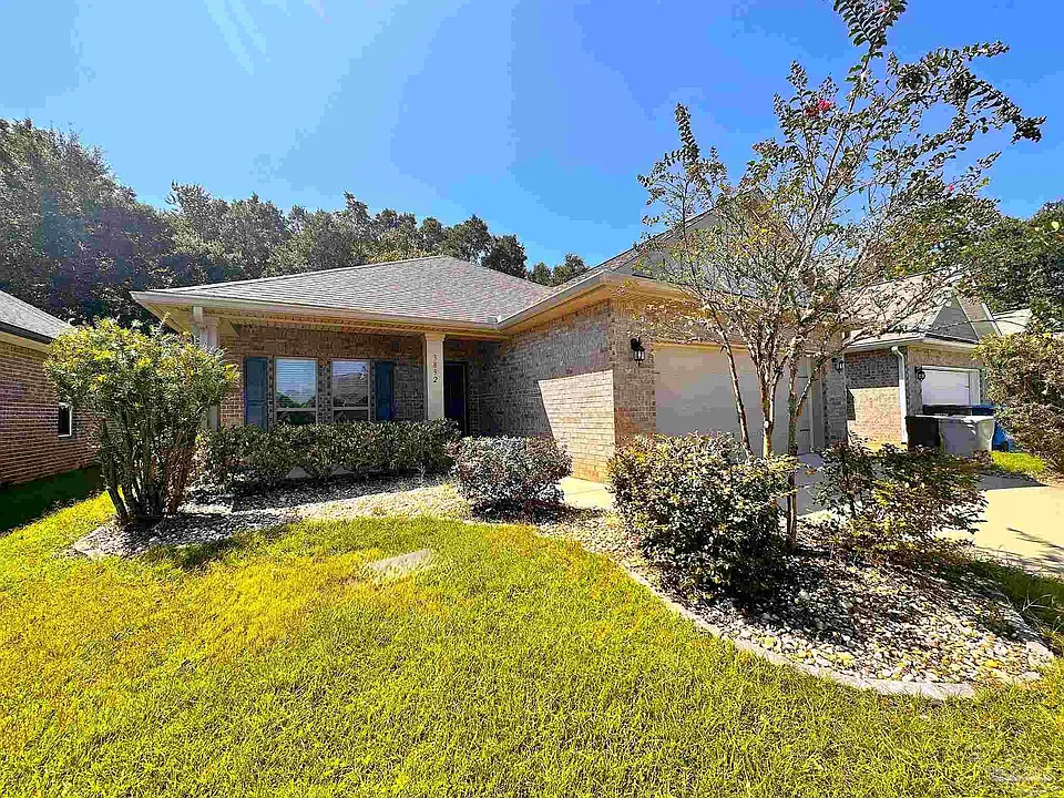 3892 Hawks Landing Cir