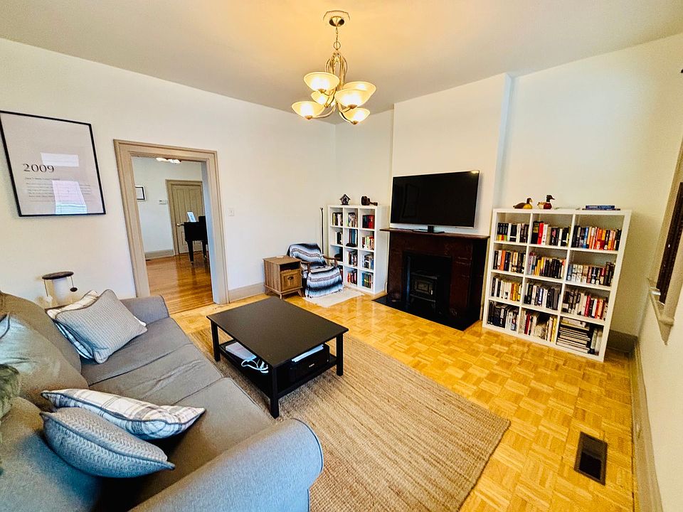 1st image of 818 S 3rd St #818