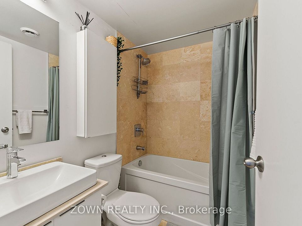 14 York St 4207, Toronto, ON