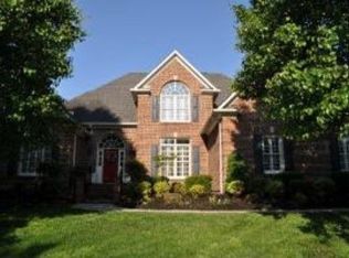 12419 Somersworth Dr, Knoxville, TN 37934