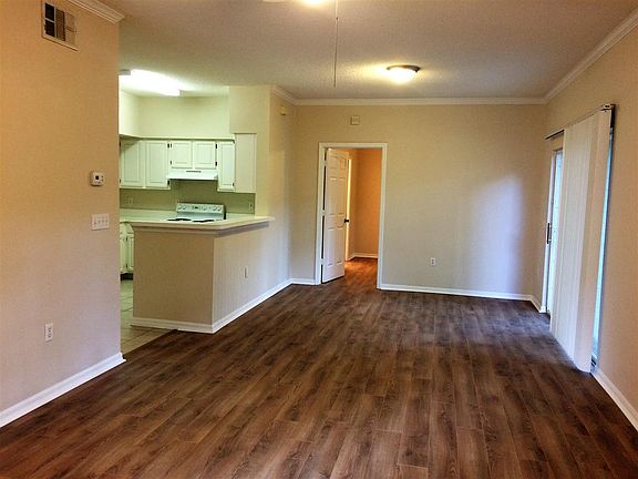 3rd image of 10000 SW 52nd Ave APT 155