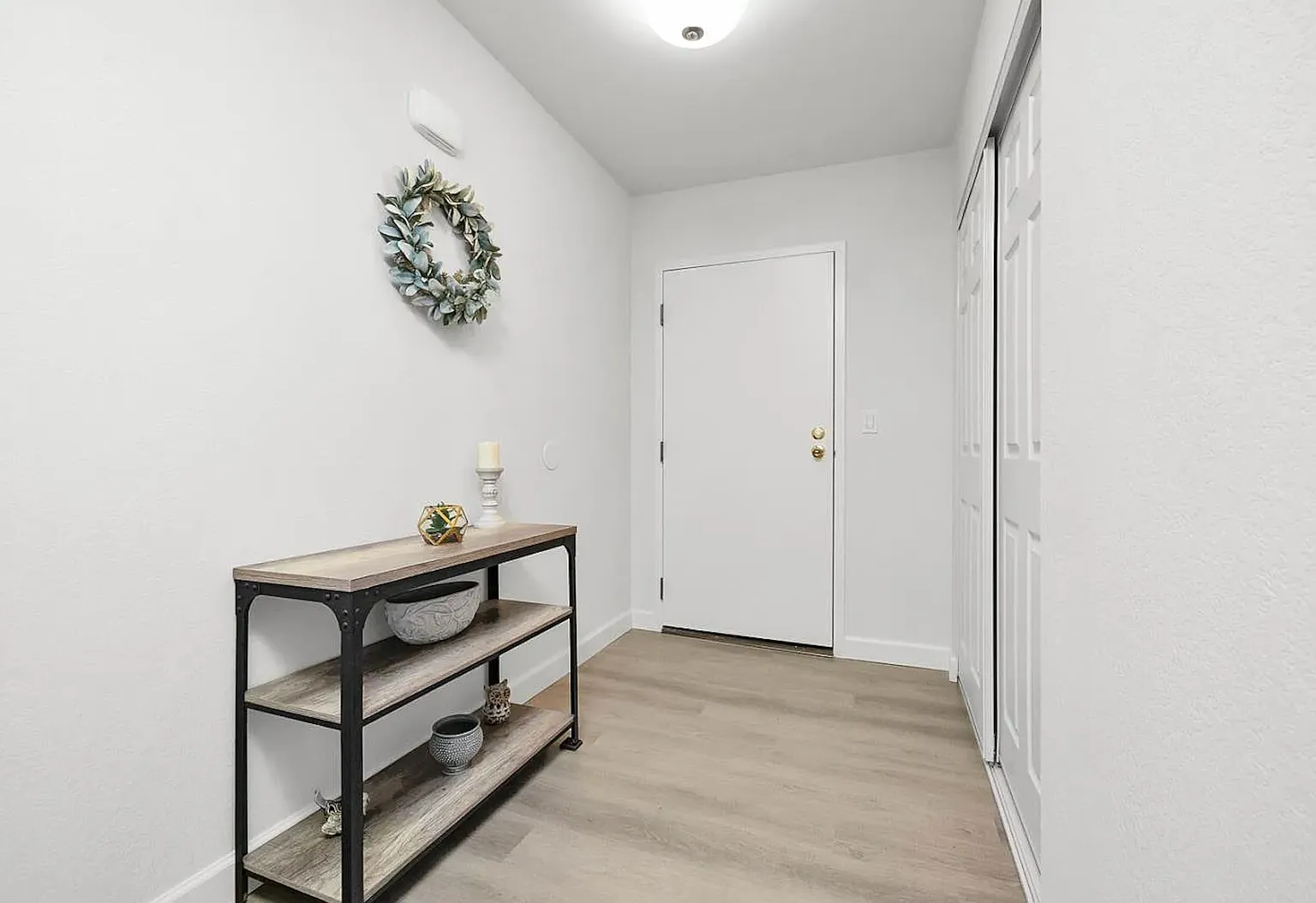 820 Sea Spray Ln — Photo 4