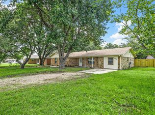 200 Rosemond Ln, Italy, TX 76651