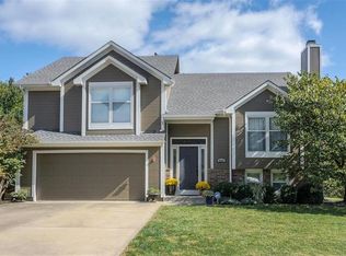 3521 SW Windbrook Dr, Lees Summit, MO 64082