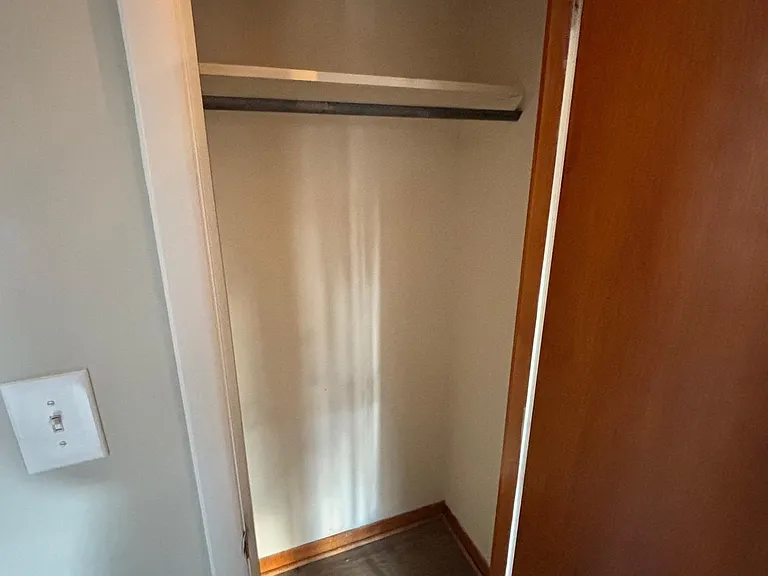 11209 Maplecrest Dr SE — Photo 14
