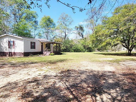 2nd image of 1616 Ceasar Rd