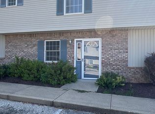 852 E Sherwood Hills Dr, Bloomington, IN 47401