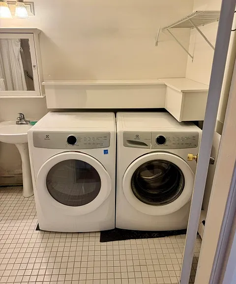 17 Ashland St #1 — Photo 11