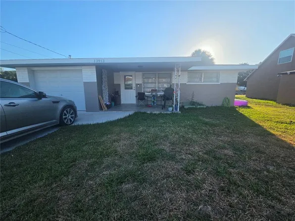 13913 Berkowitz Ave, Hudson, FL 34667