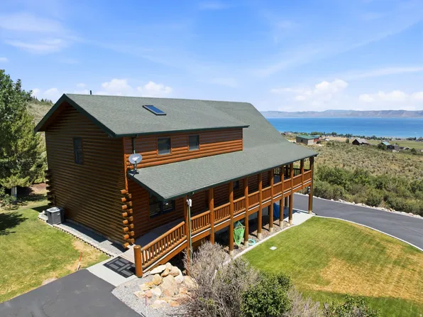 2449 S Paint Brush Dr, Garden City, UT 84028