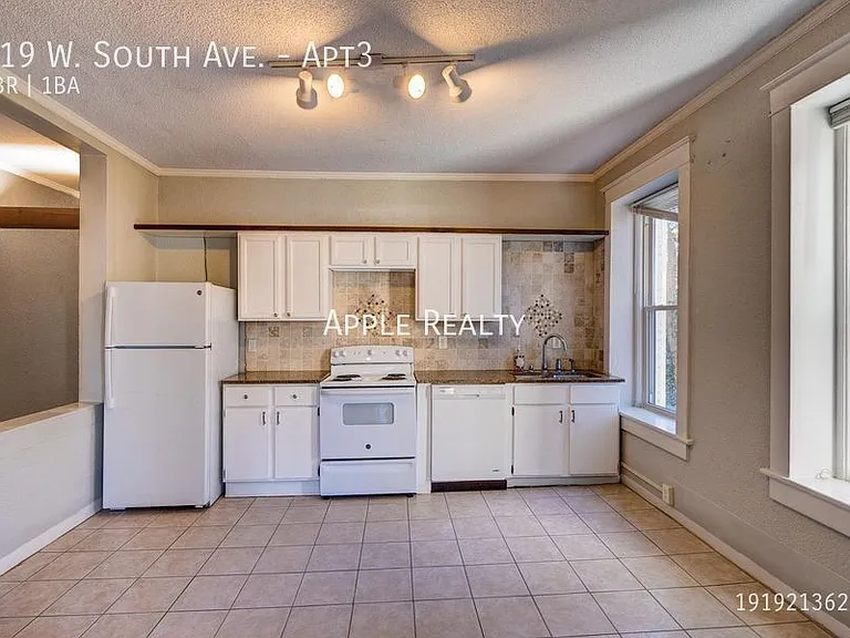 219 W South Ave #3 — Photo 6