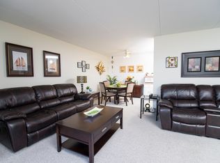 1075 Andrews St #116, Winnipeg, MB R2V3J1