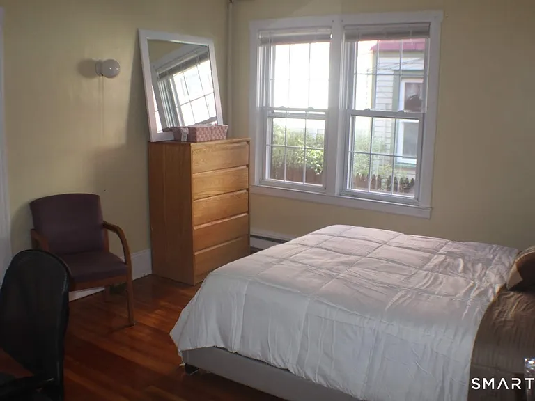 150 Whitney St — Photo 6