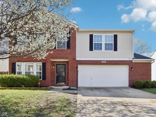 10303 Memorial Knoll Dr, Indianapolis, IN 46234