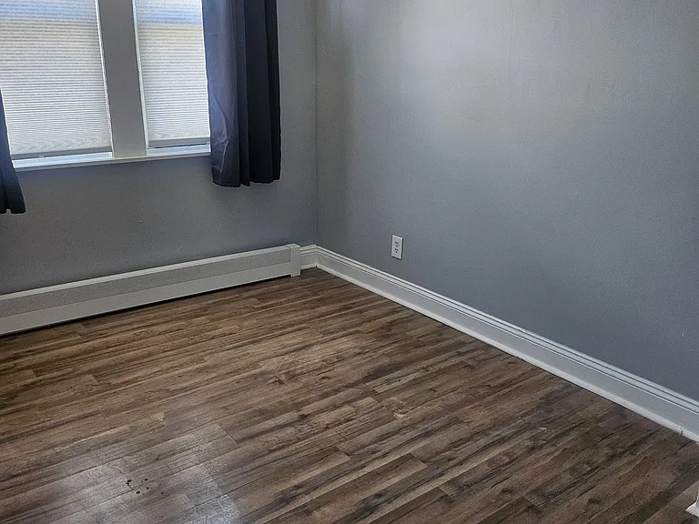304 South Ave — Photo 3
