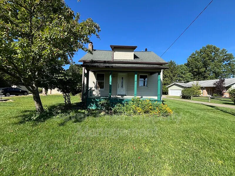 3 bed, 2.0 bath, 1282 sqft, $1,500 — Photo 2