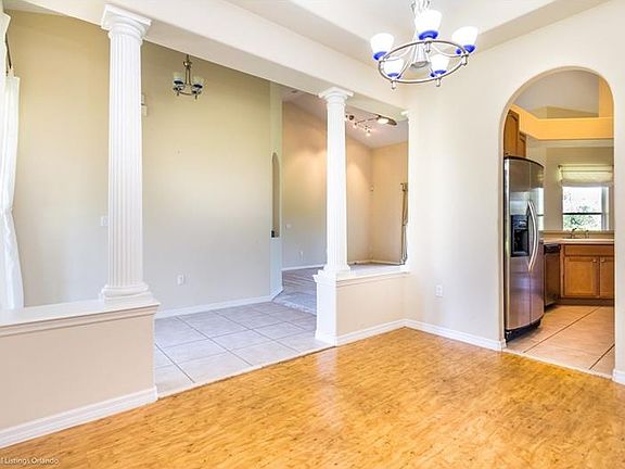 4th image of 2819 Deerfield St