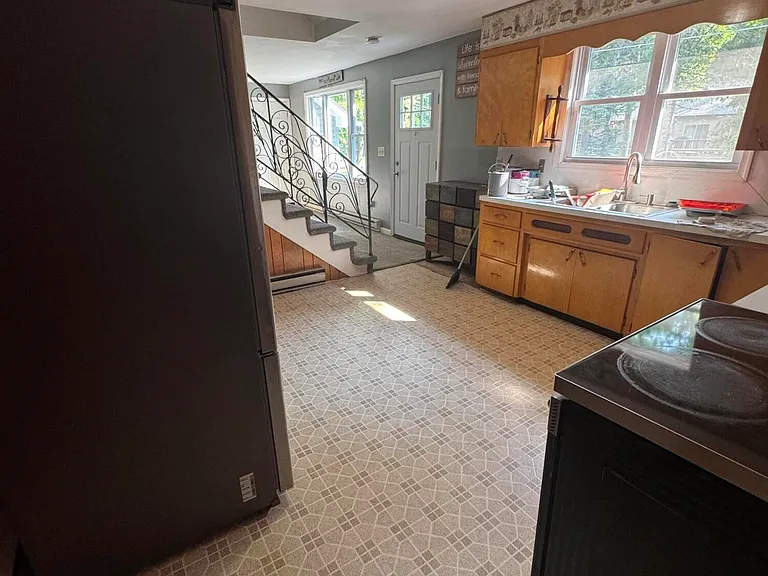 6 Oak Dr — Photo 11