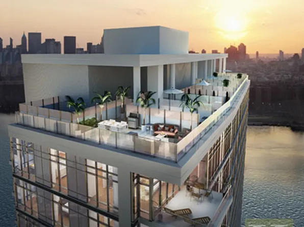 164 Kent Avenue image 1 of 3