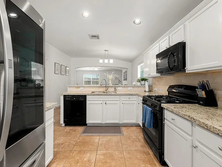 26542 Marble Point Ln — Photo 6