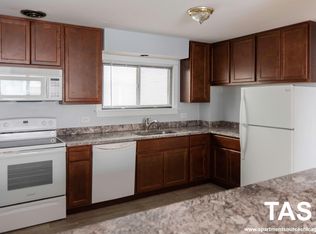 7018 N Ridge Blvd APT 1W, Chicago, IL 60645