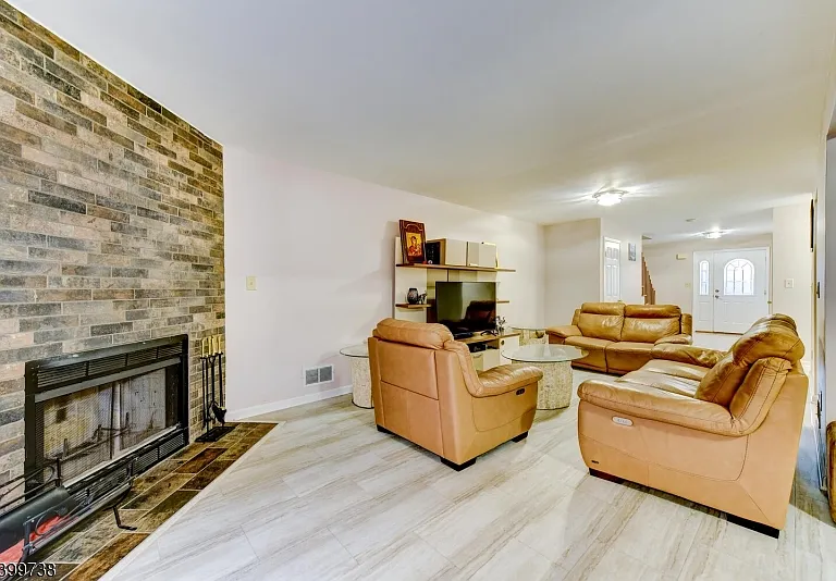 6 Hansen Pl #6 — Photo 16