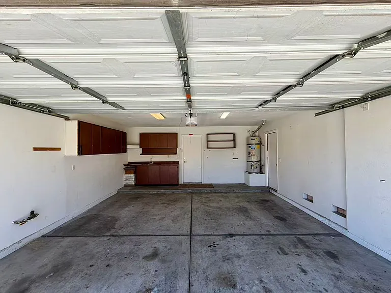 4832 Thackerville Ave — Photo 22