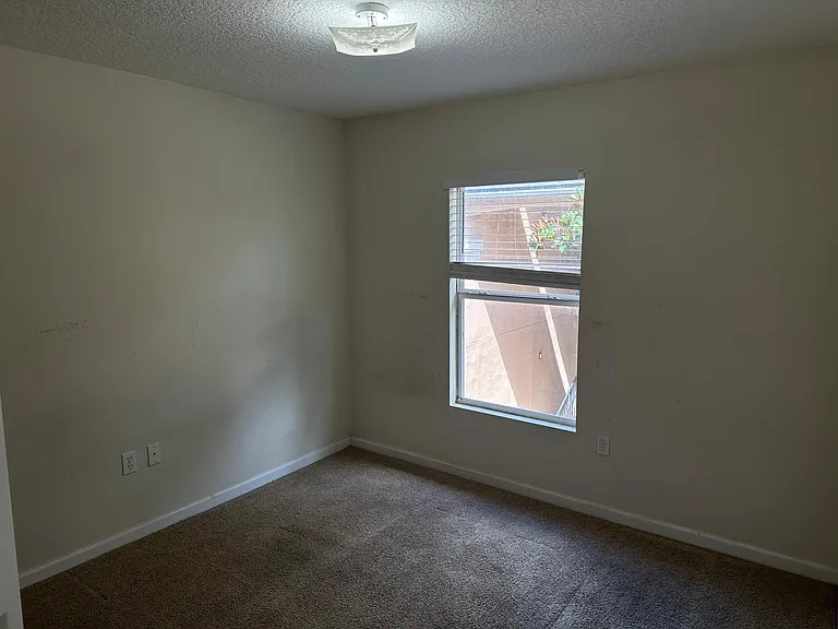 9595 Amarante Cir #16 — Photo 12