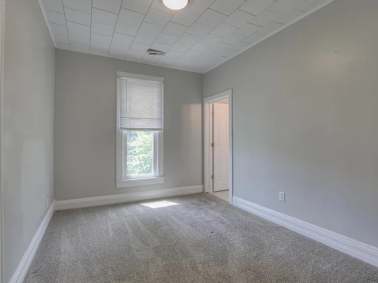 308 Elm Ave — Photo 13