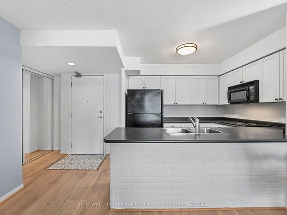 5th image of 311 Richmond St E #704