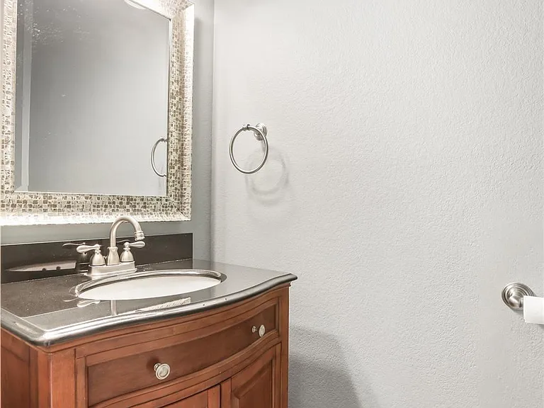 2604 Stenson Dr — Photo 14