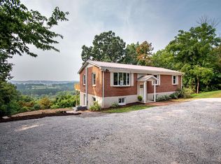 4574 Riverside Dr, Blacksburg, VA 24060