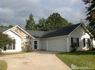 210 Plantation Blvd, Stockbridge, GA 30281